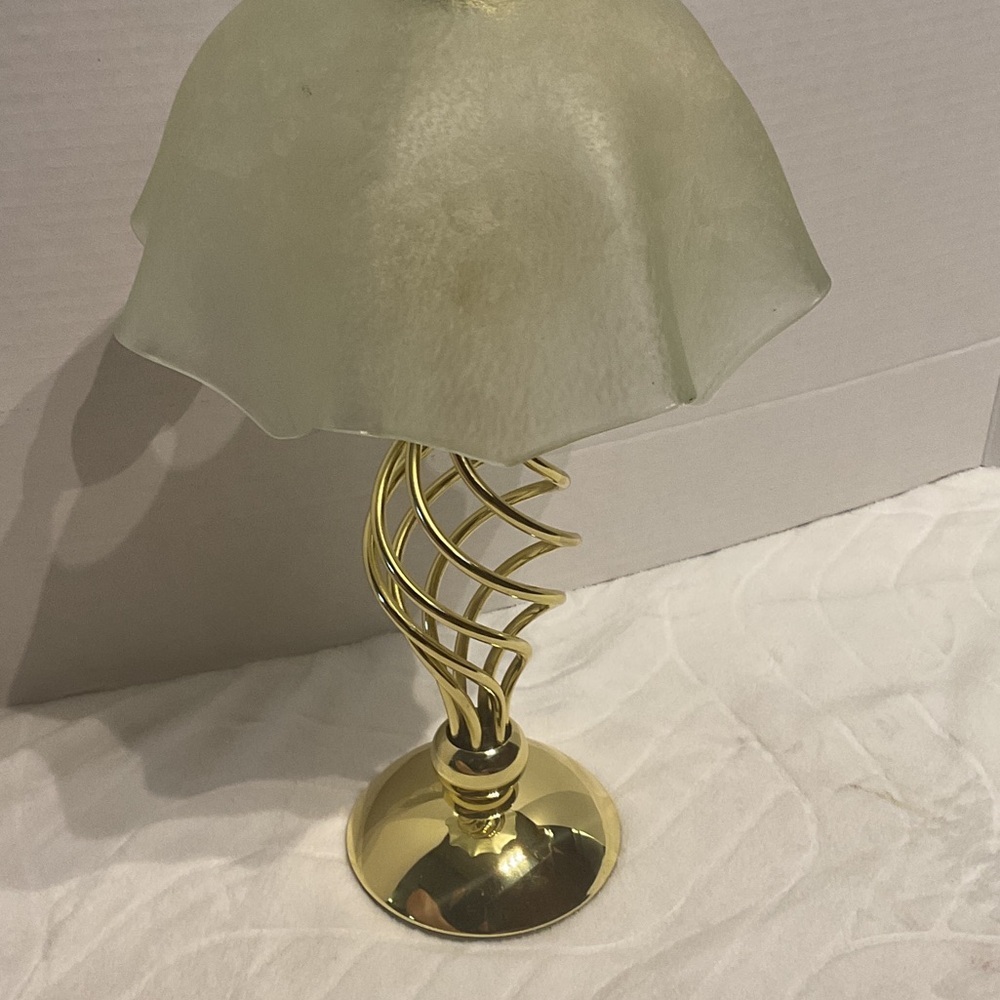 Candle holder